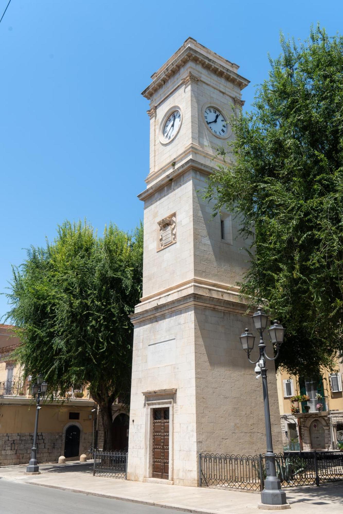 Casa L'orologio Apartment *
